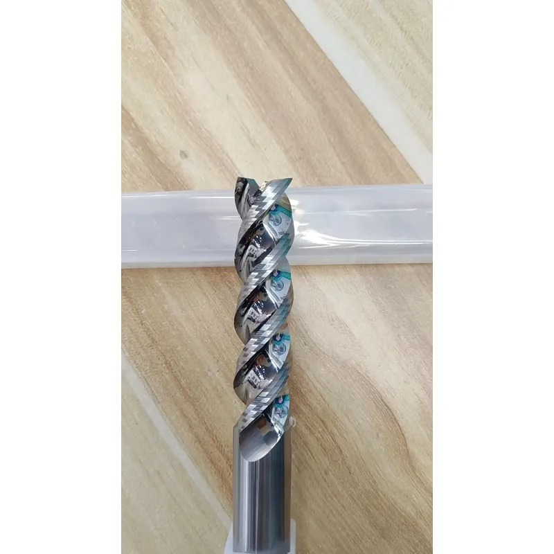 Fresa de extremo con 3 flautas - End Mill reseña y precio